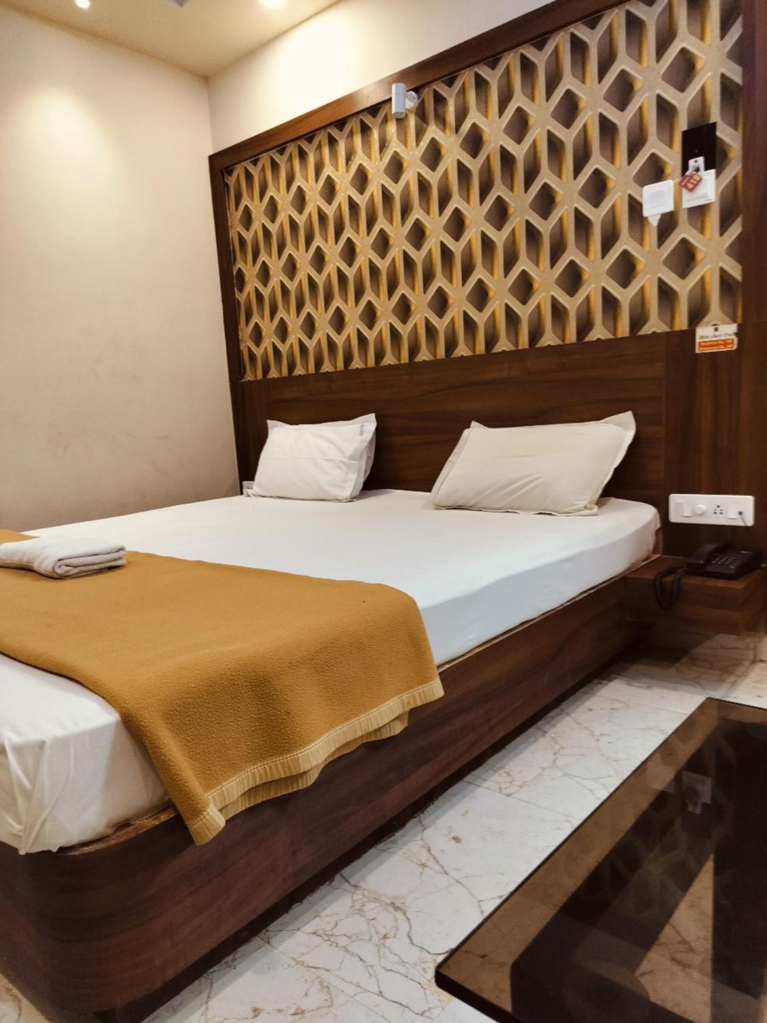 פורי Hotel Park View - Lift Facilities- Near Sea Beach Best Choice Of Travellers By Morservices מראה חיצוני תמונה