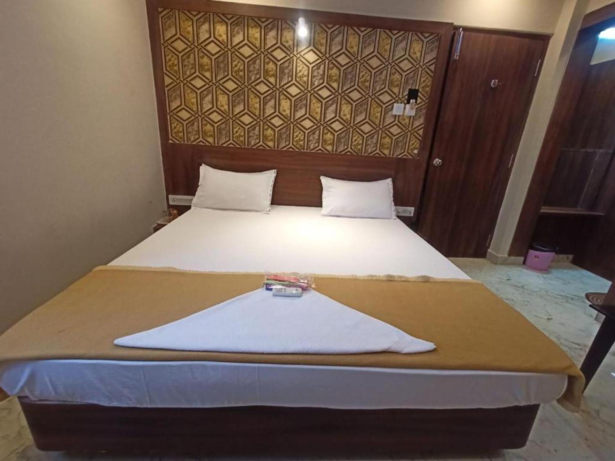 פורי Hotel Park View - Lift Facilities- Near Sea Beach Best Choice Of Travellers By Morservices מראה חיצוני תמונה