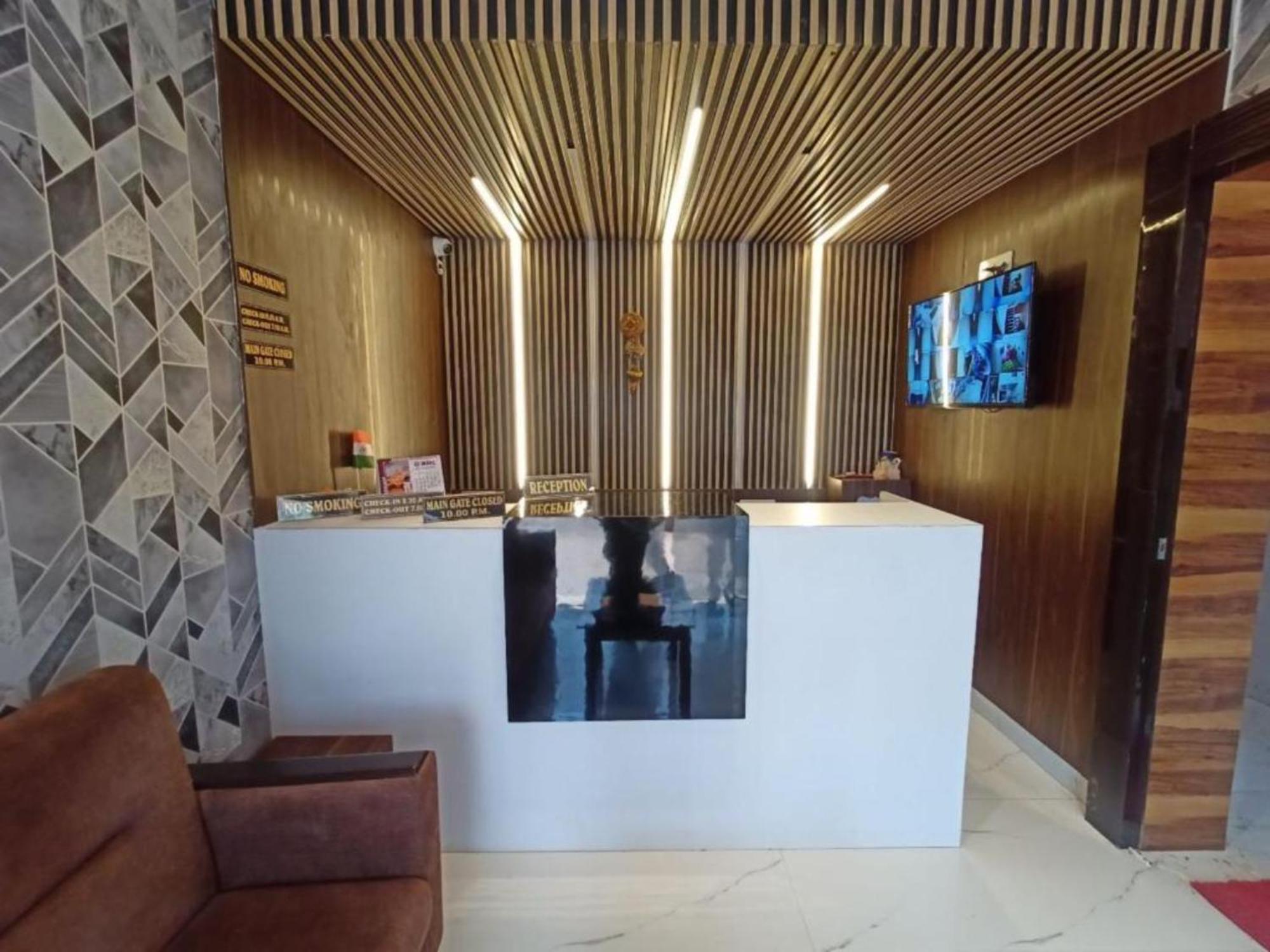 פורי Hotel Park View - Lift Facilities- Near Sea Beach Best Choice Of Travellers By Morservices מראה חיצוני תמונה